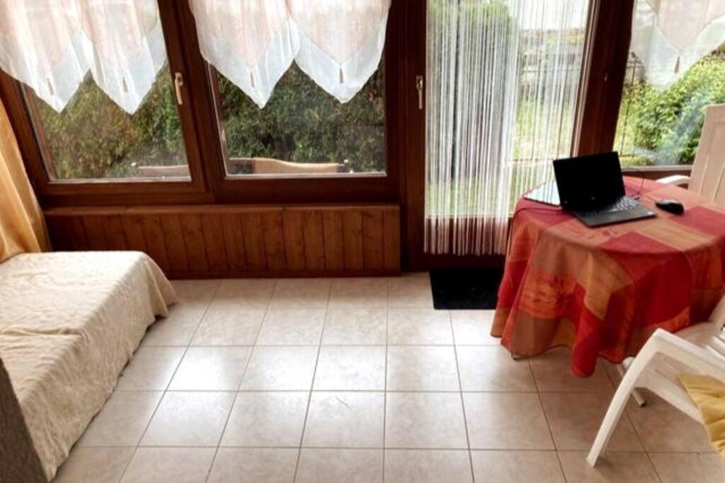 Fotografie z fotogalerie ubytování Charmante maison individuelle v destinaci Les Verrières