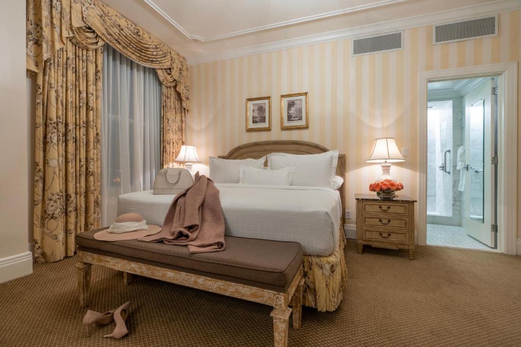 Hotel Monteleone photo