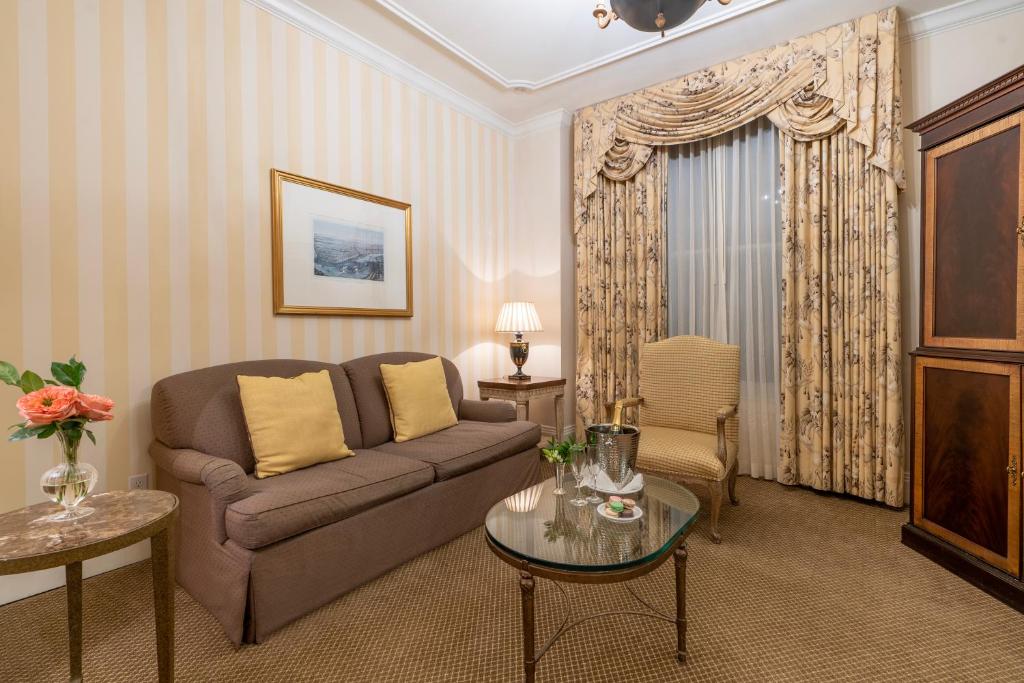 Hotel Monteleone photo