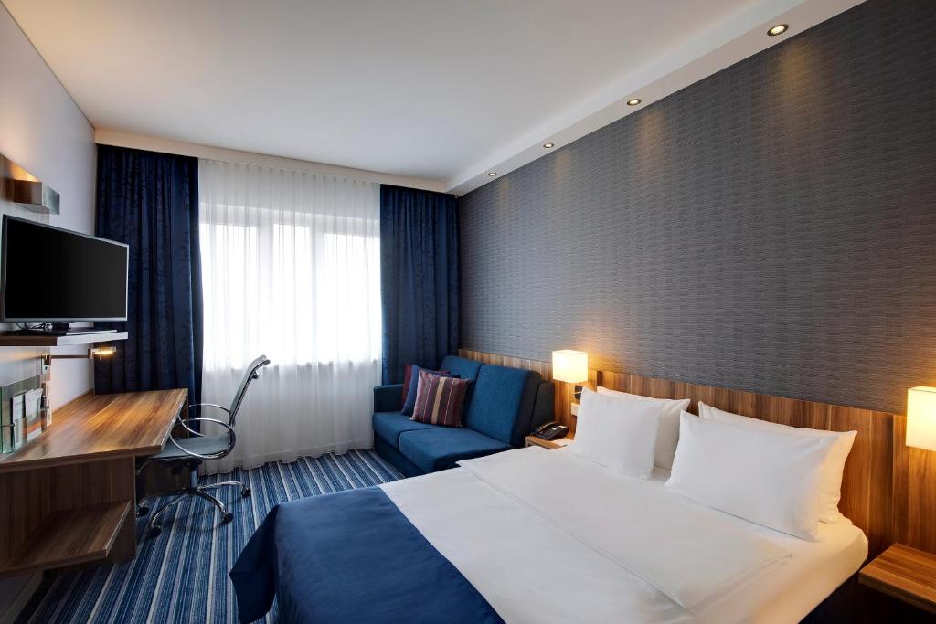 Holiday Inn Express Bremen Airport by IHG - Resim 39