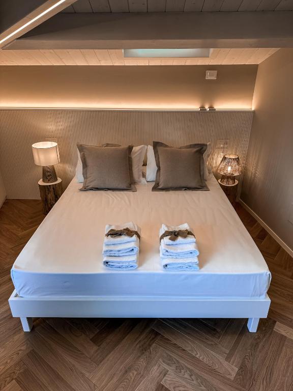 B&B Palazzo Bruni - Dimora di Mare - Deluxe Double Room With Balcony And Sea View