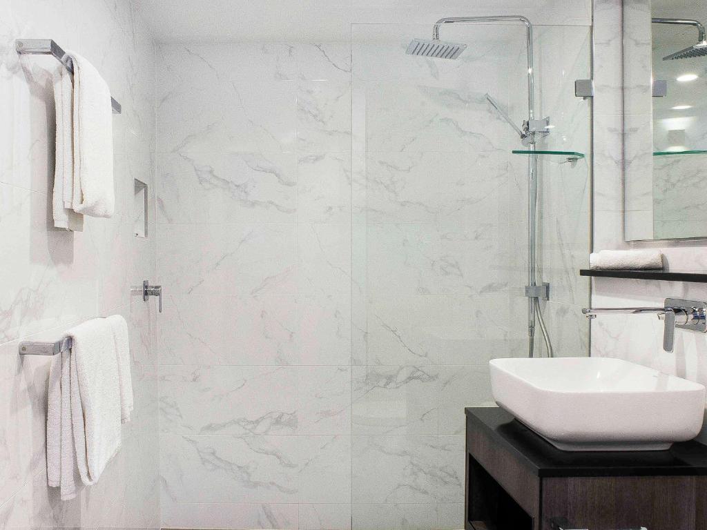 Koupelna v ubytování Mercure Sydney
