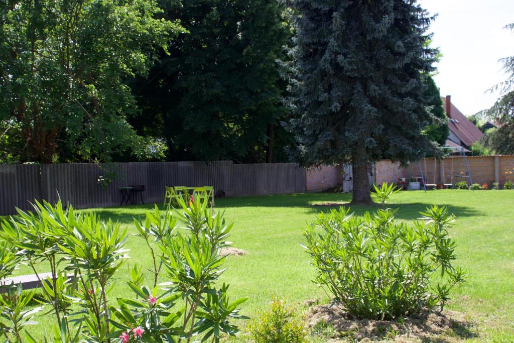 Zahrada ubytování Liliána apartman