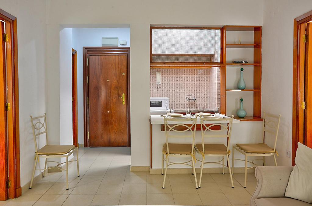 Kuchnia lub aneks kuchenny w obiekcie Apartamento Exclusivo en Sevilla