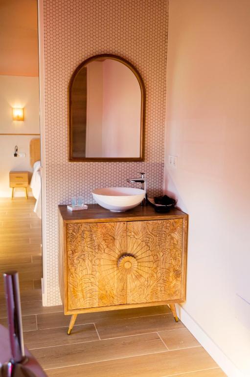 Kép Hospedaje Villa Pilar szállásáról Santillana del Marban a galériában