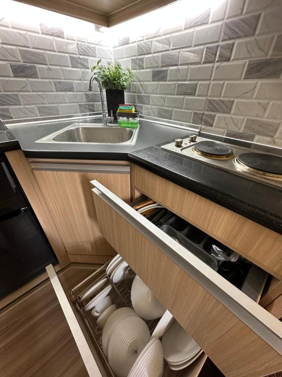 Customized Kitchen Cebu Matttroy
