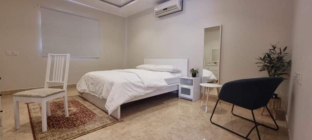 Łóżko lub łóżka w pokoju w obiekcie مساكن الخليج