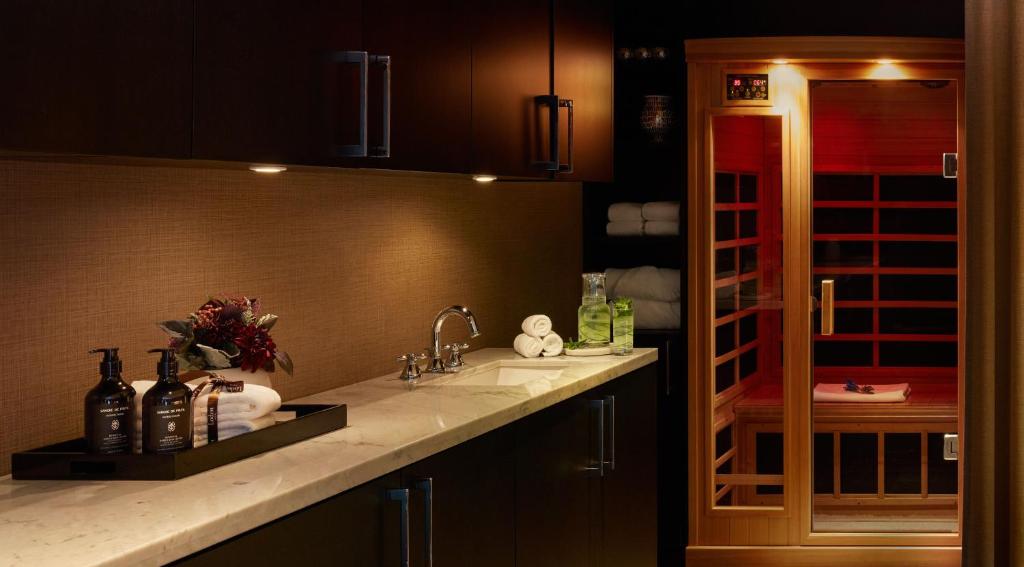 Loden Vancouver - Resim 23