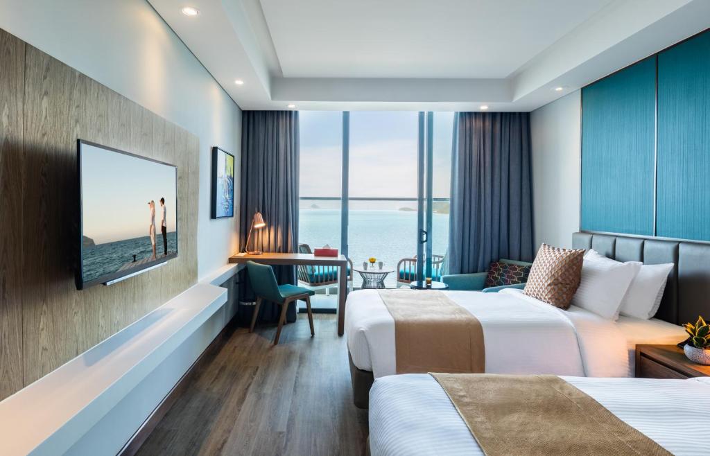Executive Twin Ocean View With Balcony