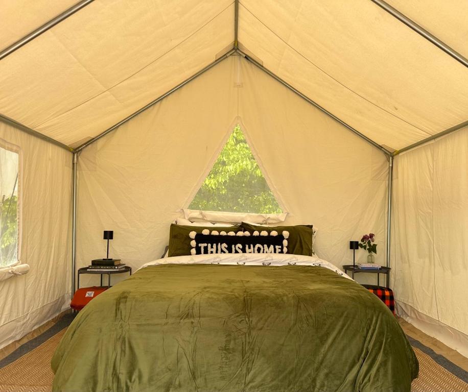 Booking.com: Razkošni šotor Tentrr Signature Site - The Loft at Haven ,  Walton, ZDA . Rezervirajte hotel zdaj!