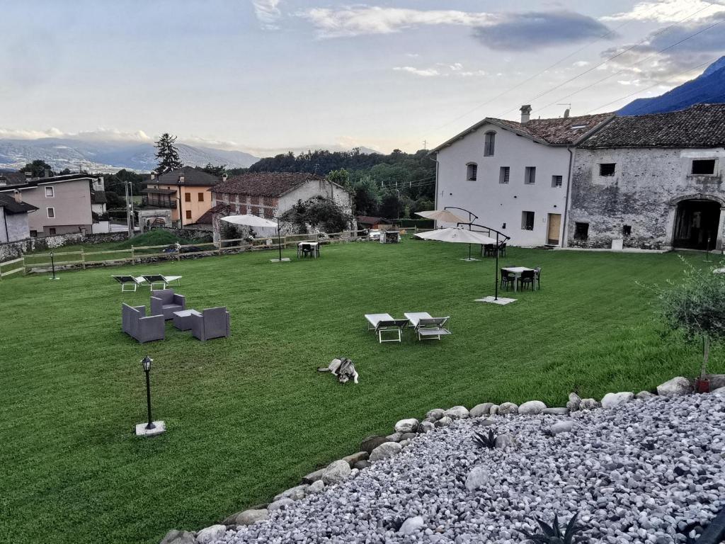 Výhľad na hory alebo výhľad na hory priamo z of the bed and breakfast