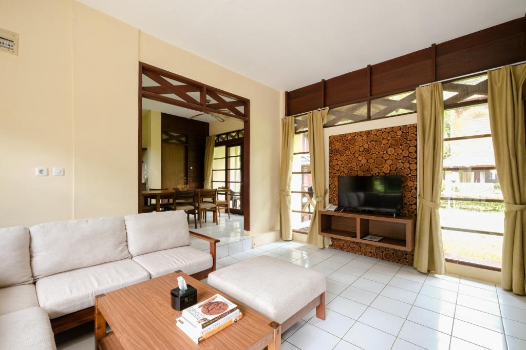 Mutiara Carita Cottages - Lujosa Cabaña De Cuatro Dormitorios