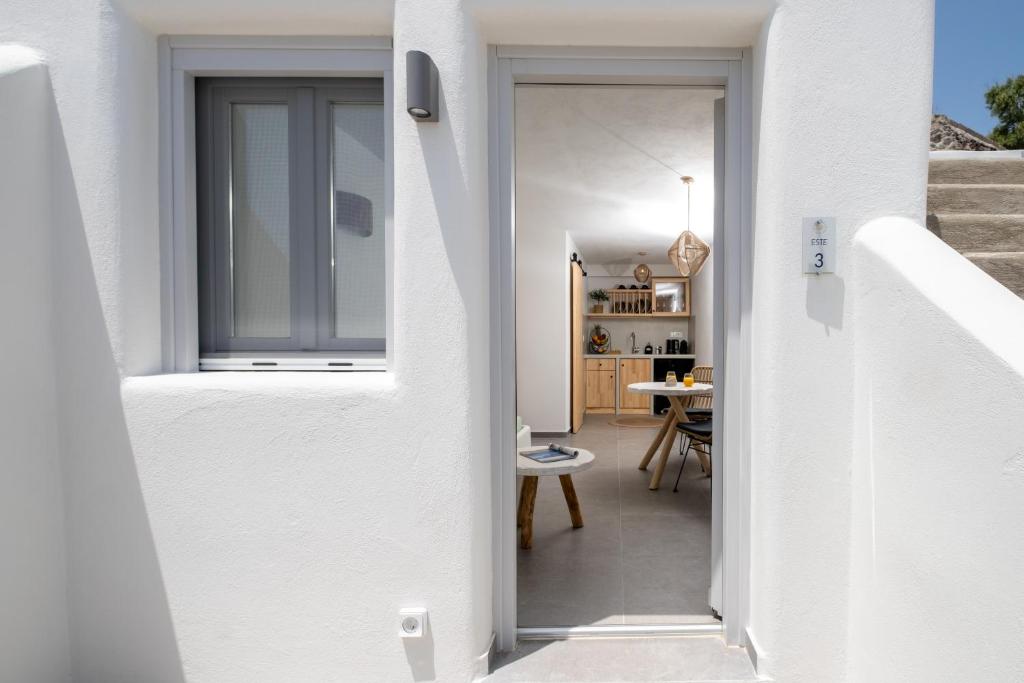 Fotografie z fotogalerie ubytování CABO ESTE SUITES v destinaci Akrotiri