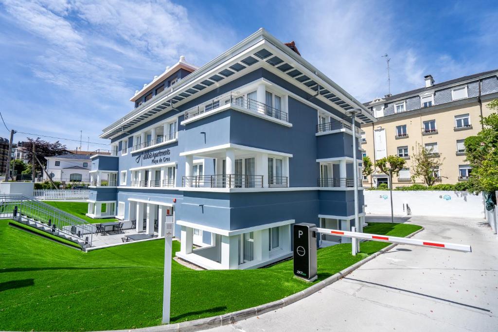 abba Apartments Playa de Gros San Sebastián, San Sebastián ...
