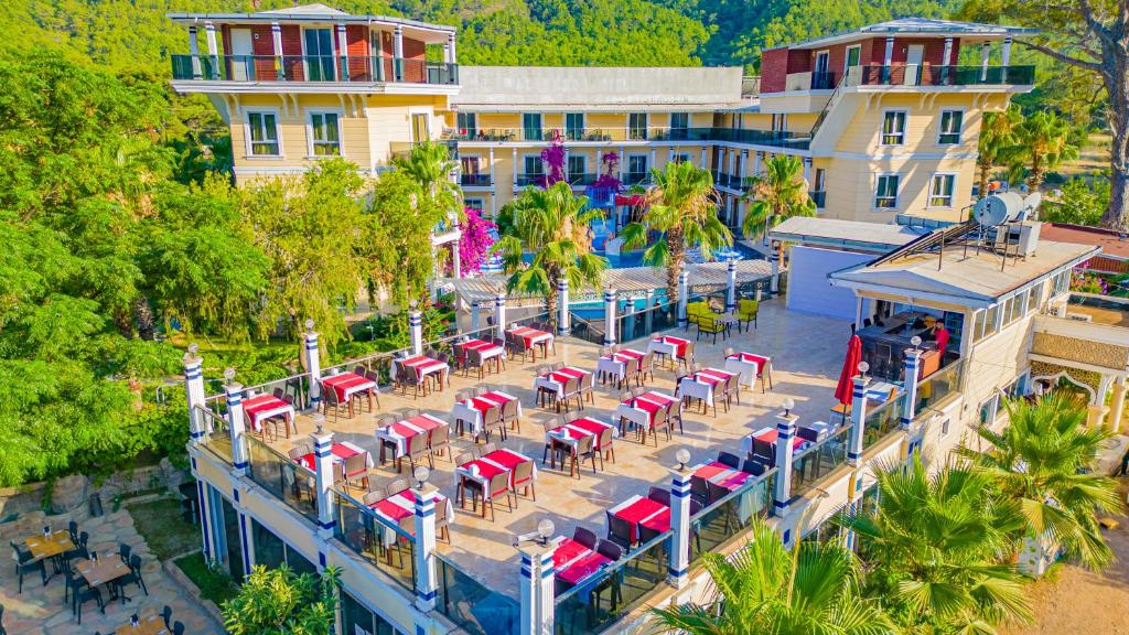 Zgradba, v kateri se nahaja hotel