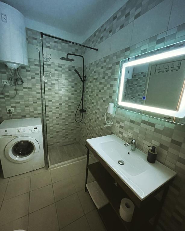 Amel Apartment - Image 8