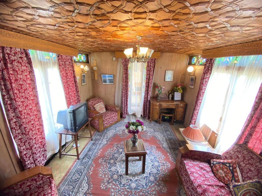 Istumisnurk majutusasutuses The Flostel Srinagar