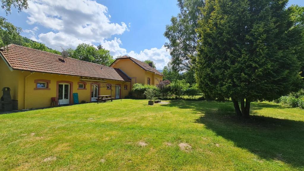 DOMAINE DES GRAVIERS - Three-Bedroom Apartment