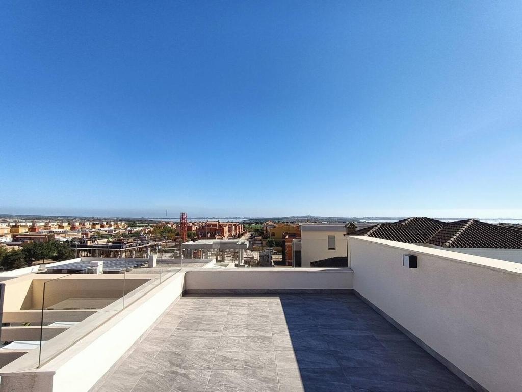 Neubauvilla mit Pool Los Montesinos, Los Montesinos – Updated ...