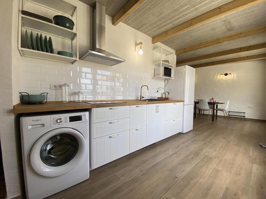 Kuchyň nebo kuchyňský kout v ubytování Casa de La Maceta