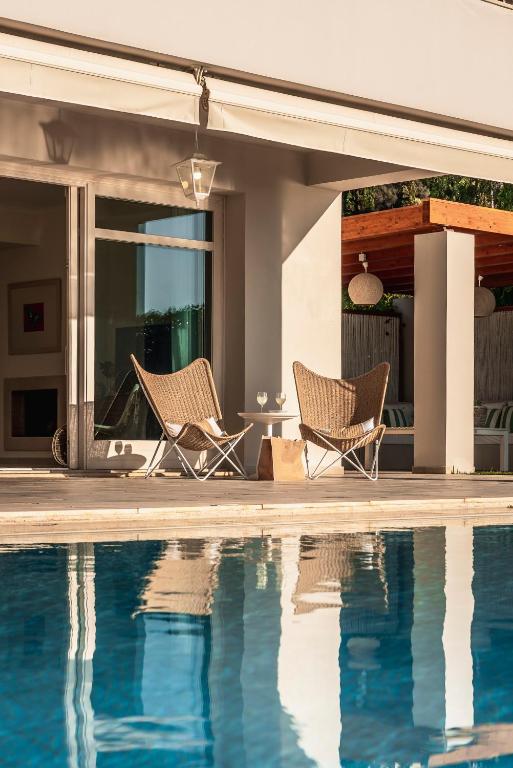 Bazén v ubytování SK Place Luxury Seafront Villas Chania nebo v jeho okolí