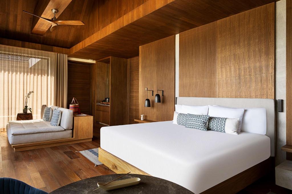 Banyan Tree Mayakoba - Oceanfront Balcony Pool Suite