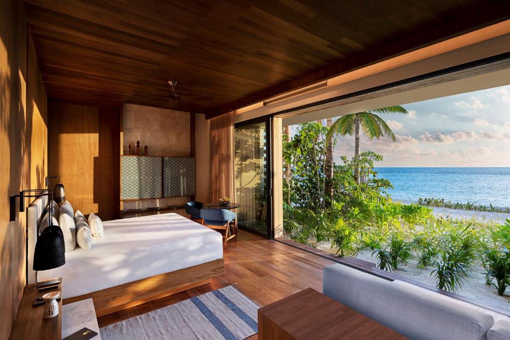 Banyan Tree Mayakoba - Beachfront Terrace Pool Suite