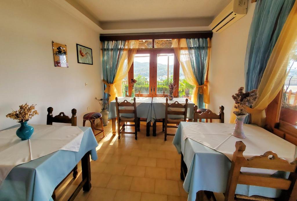 Posezení v ubytování Lappa Hotel