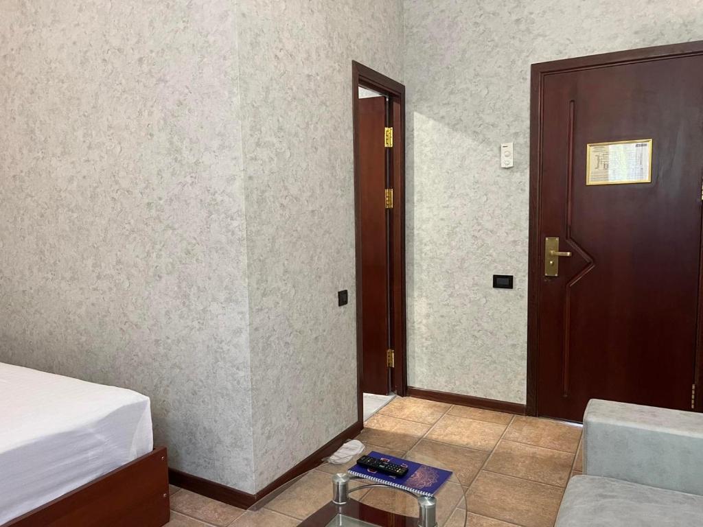 Postel nebo postele na pokoji v ubytování Park Avenue Hotel Yerevan
