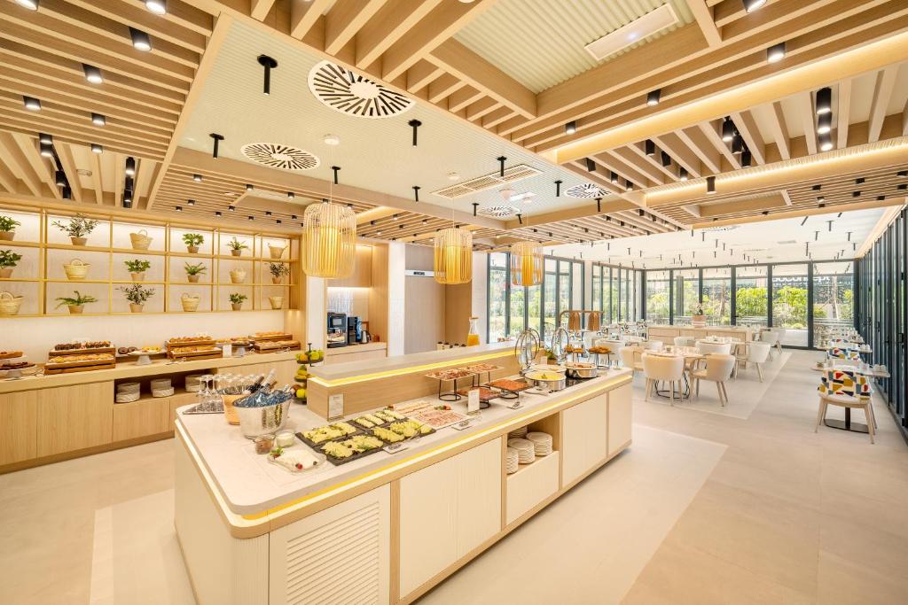 Eurostars Oasis Marbella - Resim 42