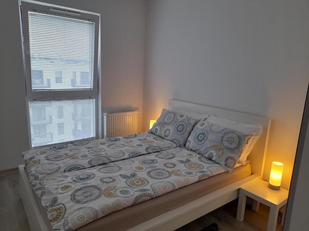 Posteľ alebo postele v izbe v ubytovaní Apartament85.gdansk.