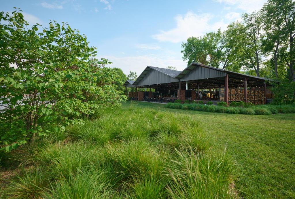 Zahrada ubytování Hutton Brickyards Riverfront Hotel & Venue