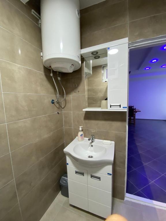 Koupelna v ubytování Apartman Dimitrijevic
