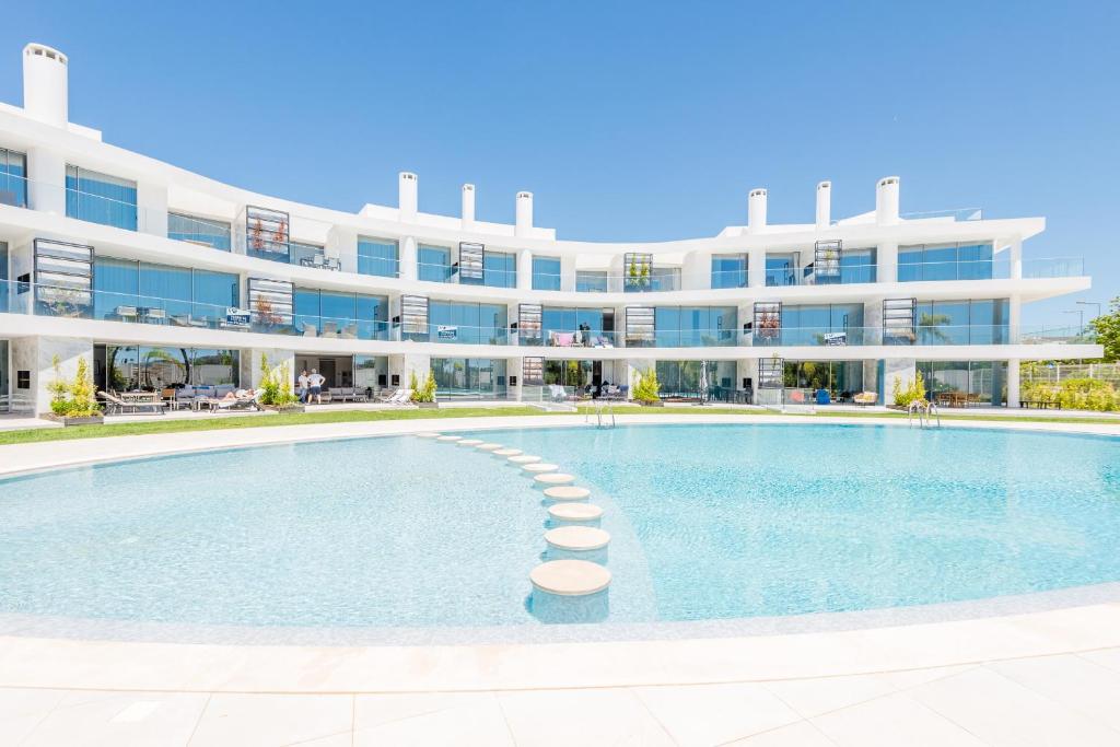 Lakes 24 at Praia da Falesia Vilamoura
