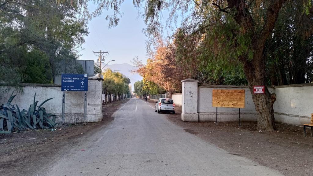 Hotel y Cabañas Palomar - Caja los Andes, San Felipe (precios ...