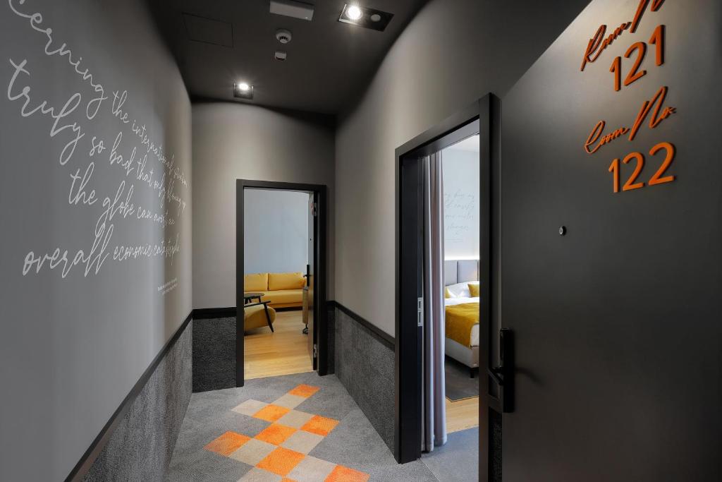 Hotel Prokop Square - Resim 12