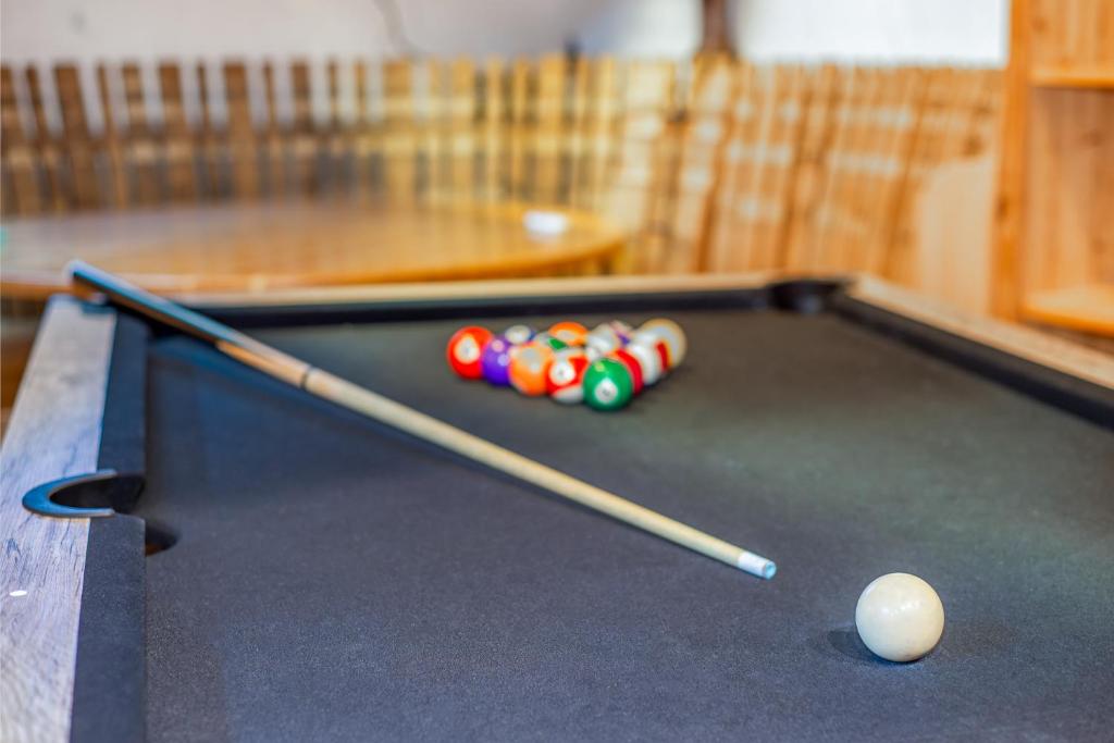 Biliár nebo kulečník v ubytování Wellness Hotel Kager Harkány