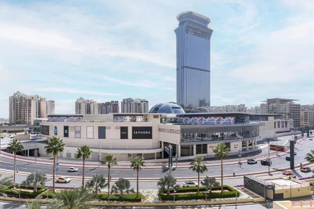 Nespecifikovaný výhled na destinaci Dubaj nebo výhled na město při pohledu z apartmánu