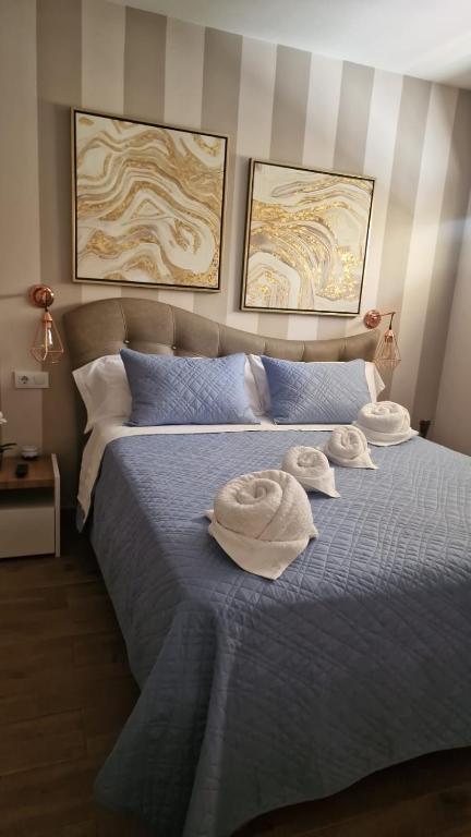 Posteľ alebo postele v izbe v ubytovaní Luxury Apartment fronte piscina Mareverde A&V Costa Adeje