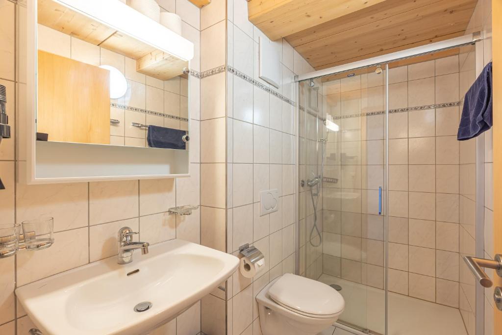 Koupelna v ubytování Appartmenthaus Bergfreund