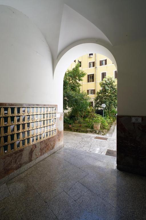 Budova, v ktorej sa apartmán nachádza