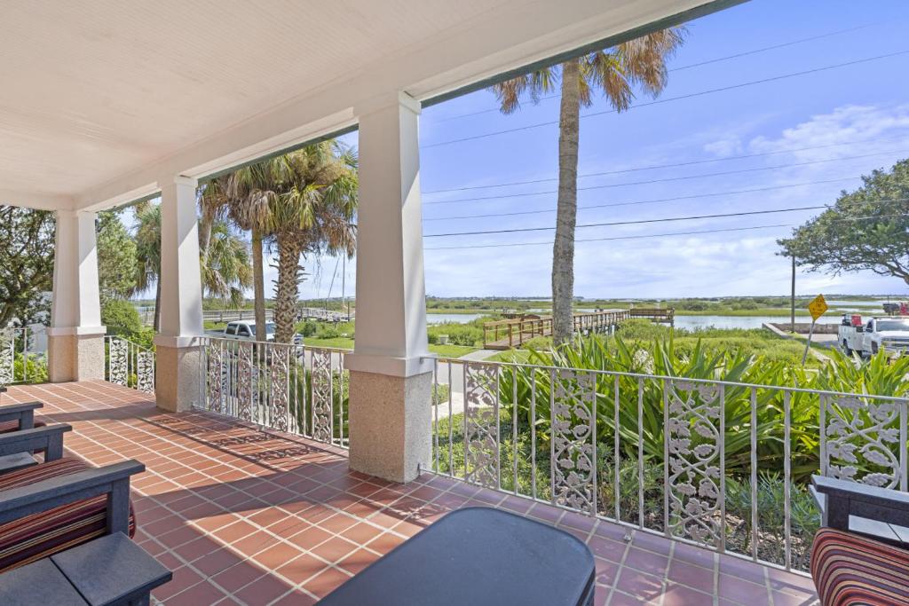 Bella Vista Waterfront Villa, St. Augustine (updated prices 2024)