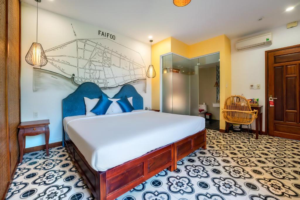Uma cama ou camas num quarto em ZEN RETREAT HOI AN