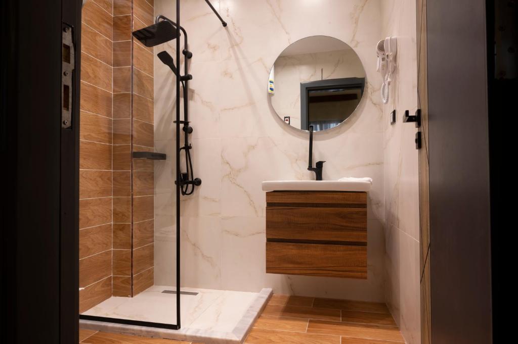 Bagno di Palm Pyramids View INN