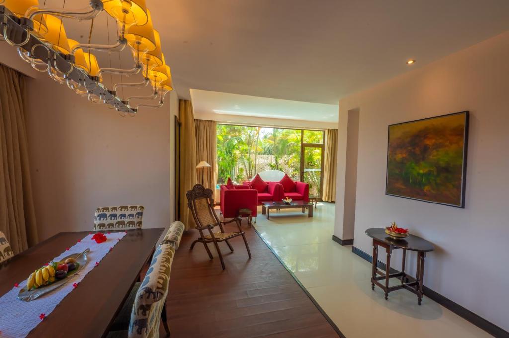 Posezení v ubytování O Hotel Goa, Candolim Beach