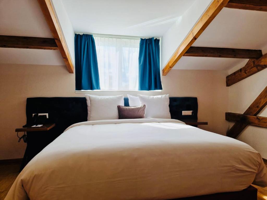 Chassé Hotel Residency - Resim 38