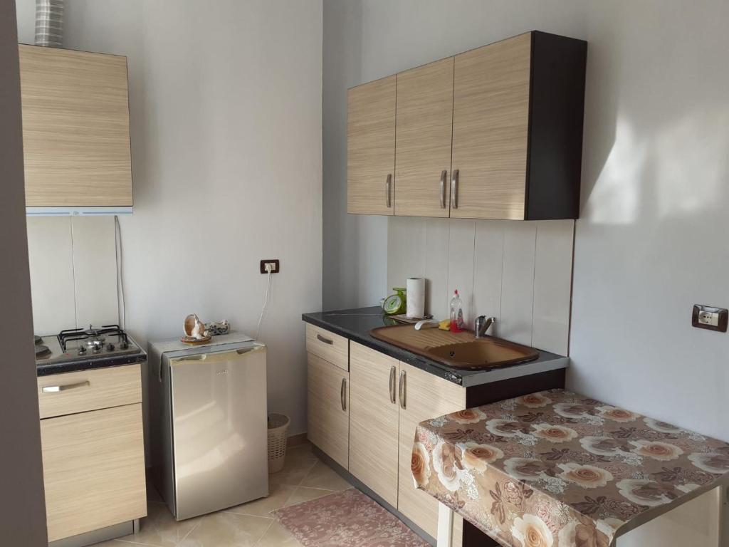 Ili & Eli Apartment - Image 8