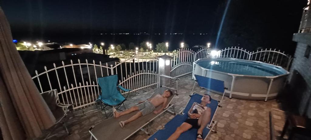 Bazén v ubytování Hyka Stone House Shkoder nebo v jeho okolí