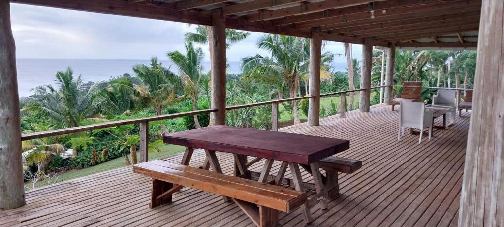 Balkón nebo terasa v ubytování Maravu Taveuni Lodge