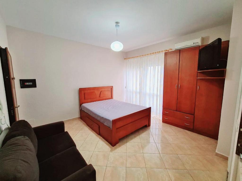 Ina's apartment - Image 2